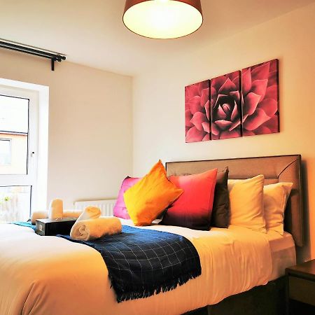 Lovely Holiday Home In Birmingham City Center 3 Bedrooms House By Hf Group Bagian luar foto