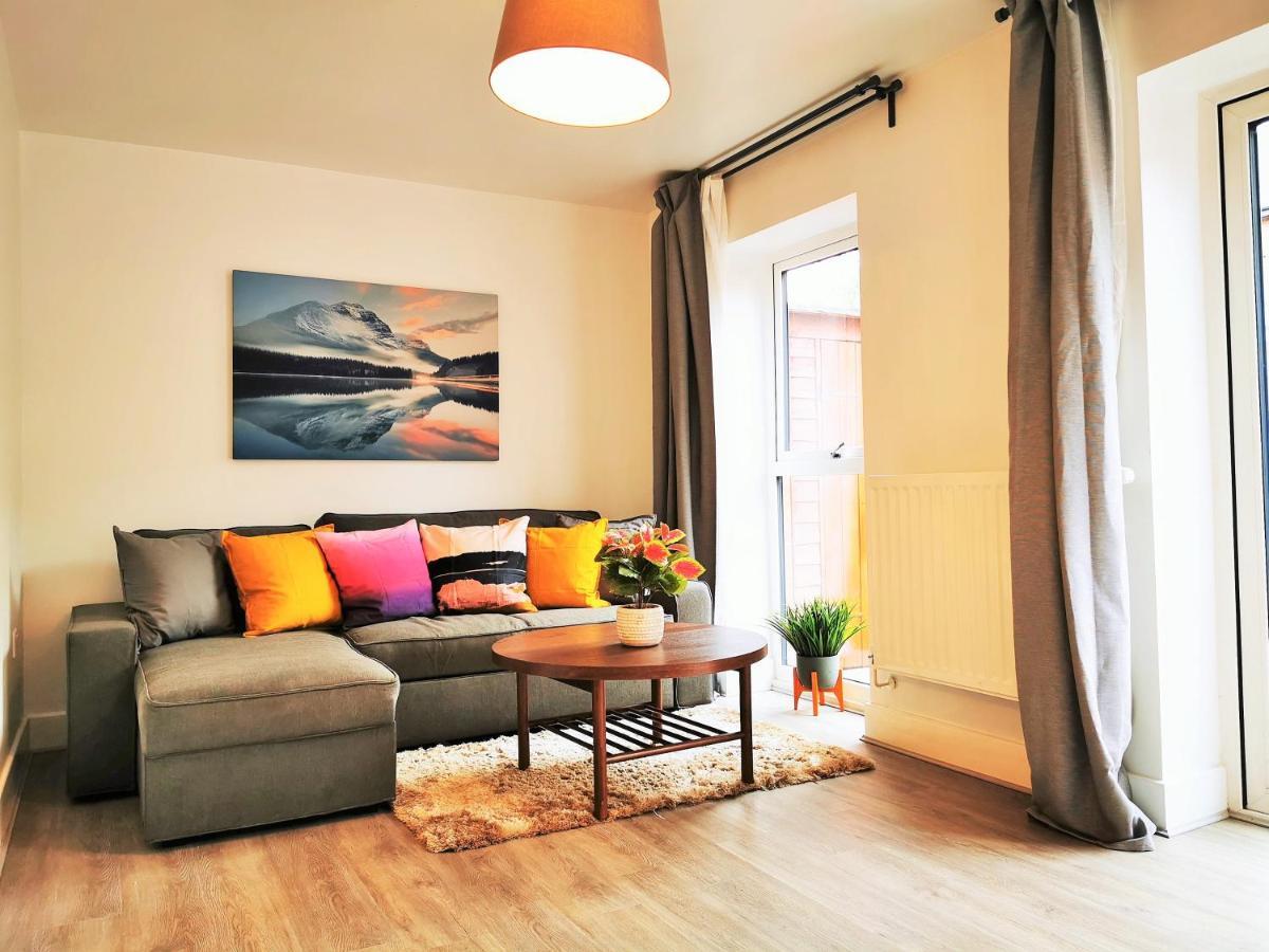 Lovely Holiday Home In Birmingham City Center 3 Bedrooms House By Hf Group Bagian luar foto