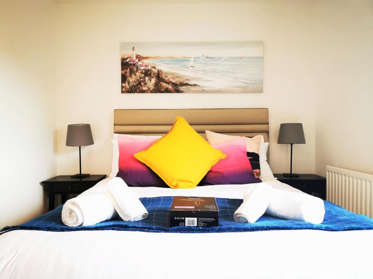 Lovely Holiday Home In Birmingham City Center 3 Bedrooms House By Hf Group Bagian luar foto